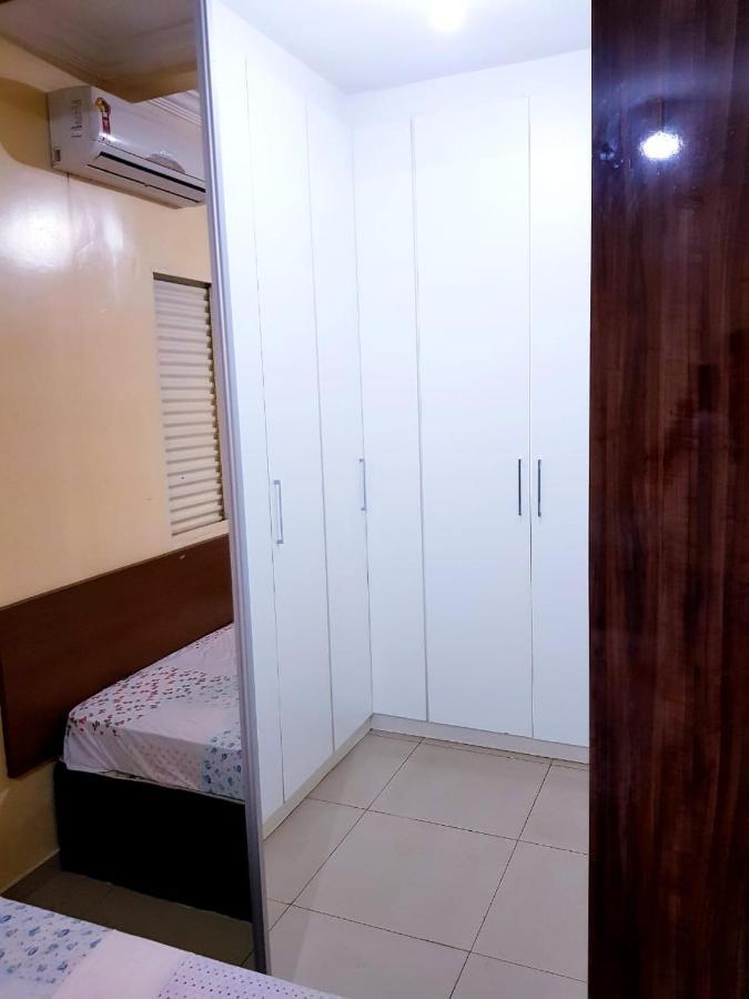 Otima Casa Caldas Novas 2 Km Do Centro Para Ate 14 Pesssoas Com Piscina Aquecida, Churrrasqueira, Wifi Exteriör bild